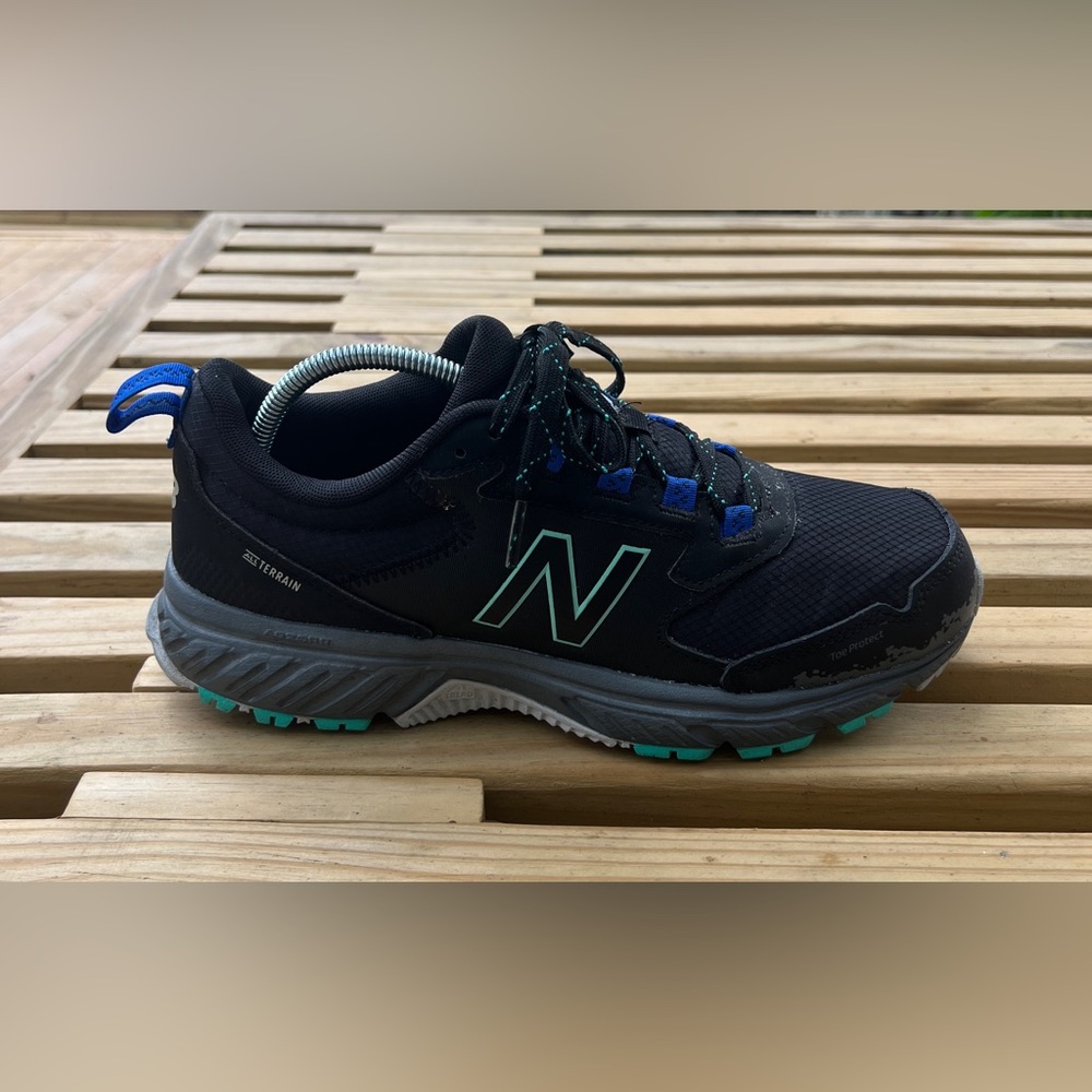 New Balance Women's 510 V5 Trail Running Shoes Size 8.5 B (SINGLE RIGHT SHOE)